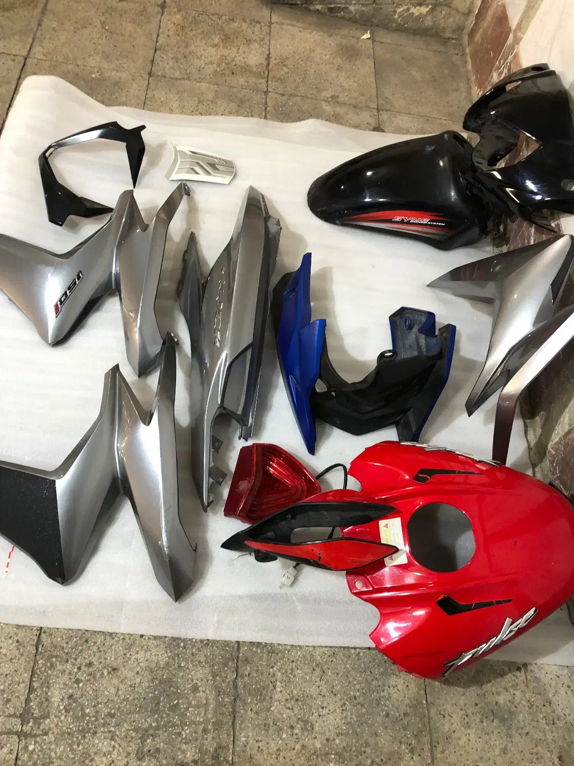 لوازم موتور سیکلت هوندا کلیک آپاچی ویگو  ان اس|قطعات یدکی و لوازم جانبی|تهران, خانی‌آباد|دیوار