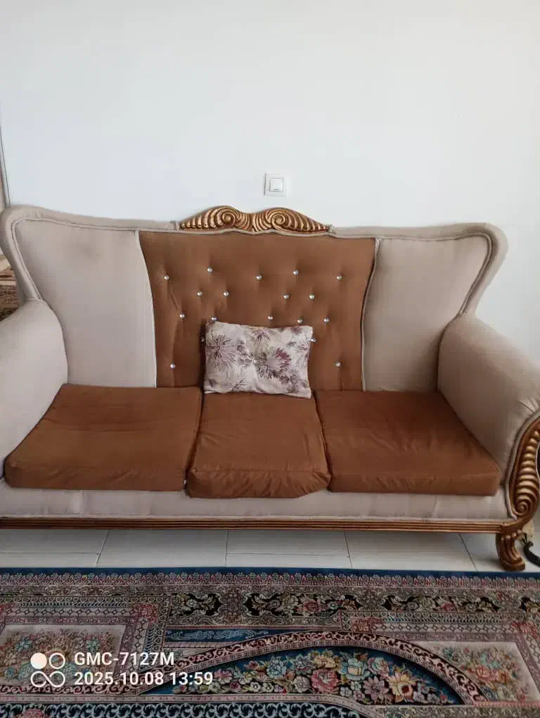 سرویس مبلمان 7نفره با میز جلو مبلی|مبلمان خانگی و میز عسلی|رودهن, |دیوار