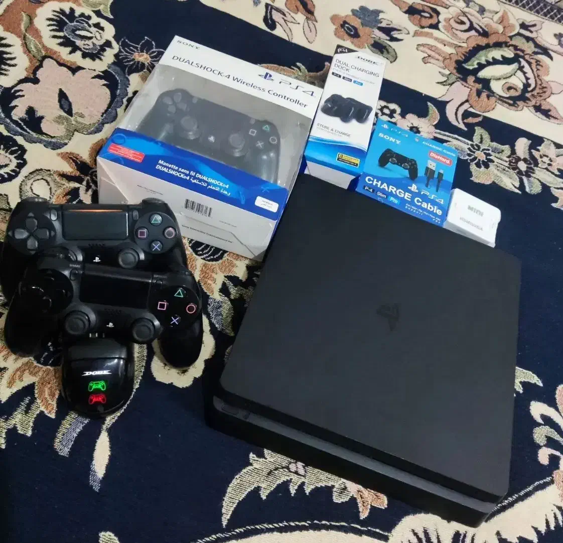 پلی۴ ps4 اسلیم ۳ دسته همراه پلاس|کنسول، بازی ویدئویی و آنلاین|مشهد, هفده شهریور|دیوار