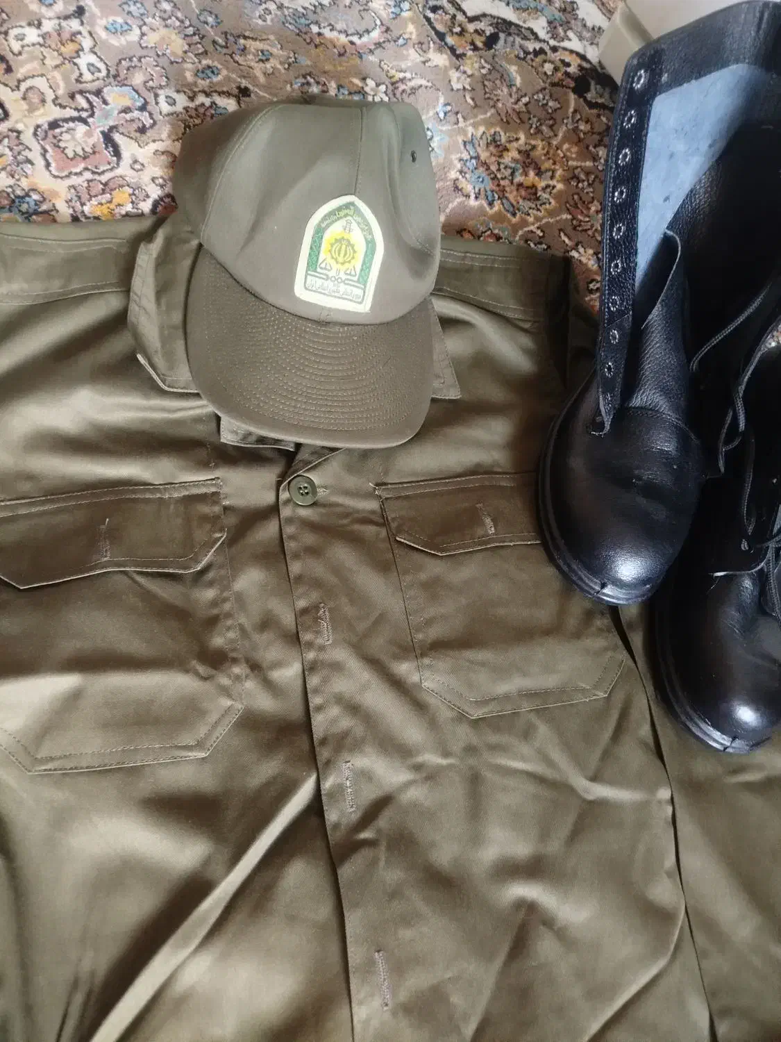 لباس سربازی|لباس|همدان, |دیوار