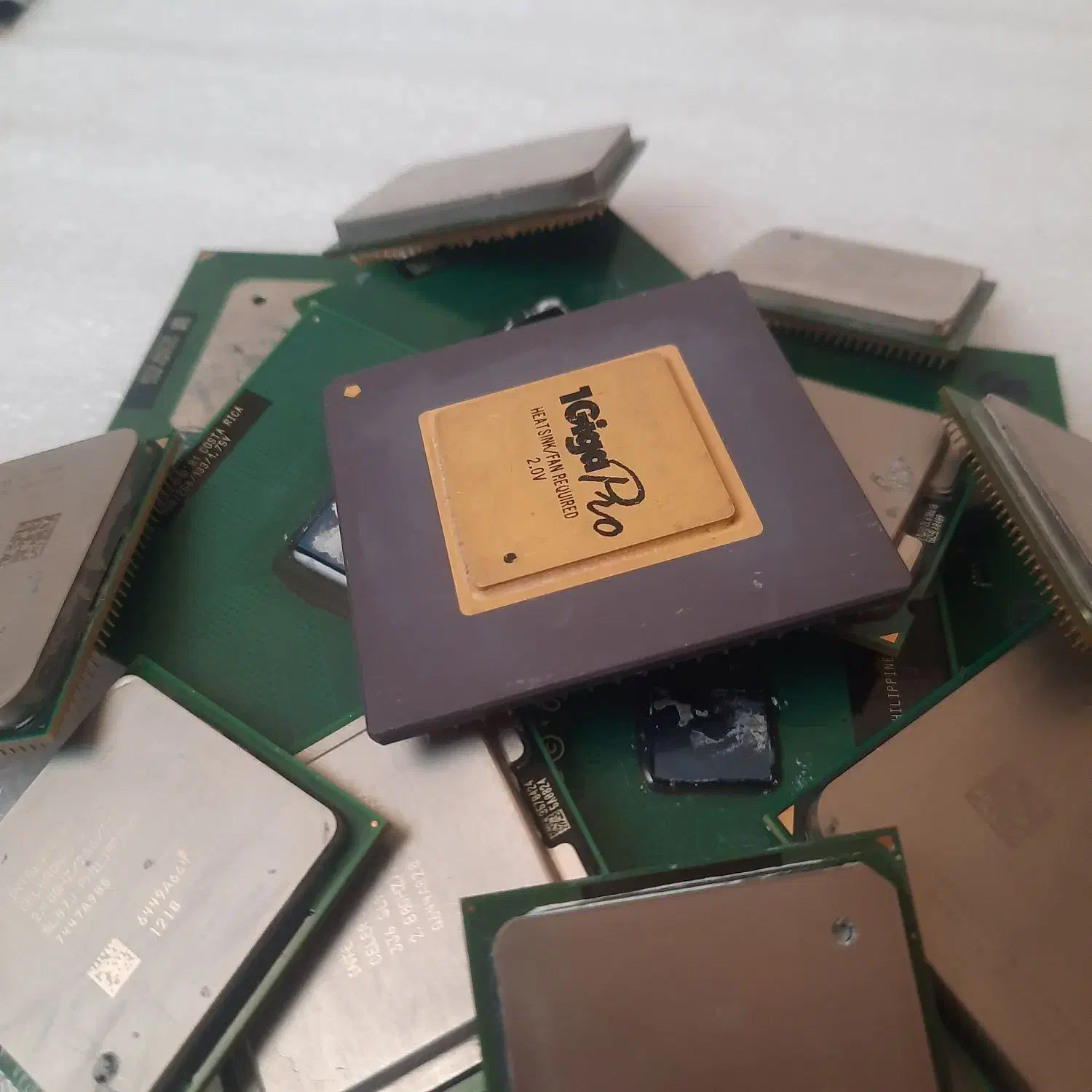 قطعات کامپیوتری معیوب و قدیمی|قطعات و لوازم جانبی رایانه|سبزوار, قاضی زاد|دیوار