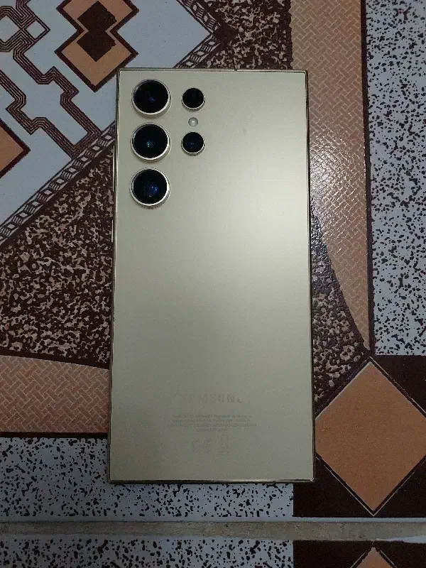 گلکسی Galaxy S24 Ultra|موبایل|نجفآباد, طالقانی|دیوار