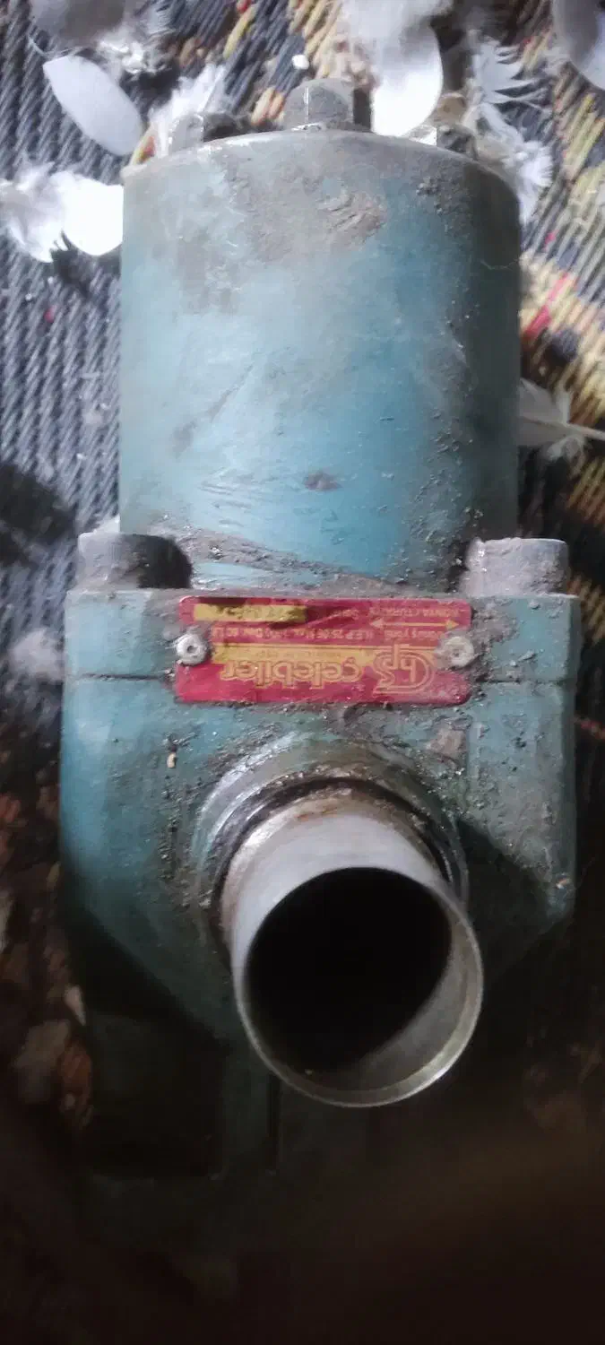 پمپ تراکتور و چرثقیل|قطعات یدکی و لوازم جانبی|زارچ, |دیوار