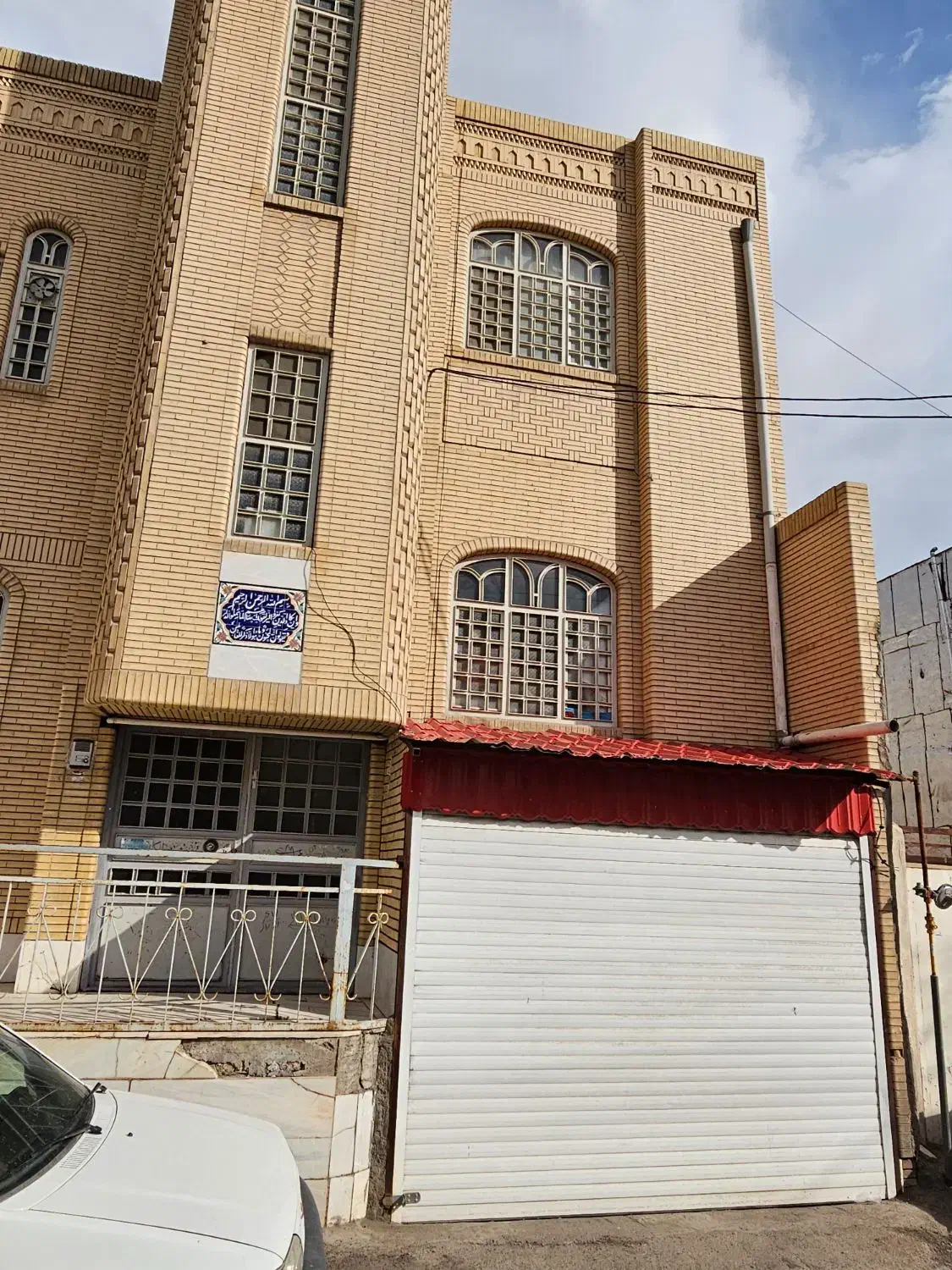 آپارتمان طبقهی اول طالقانی جنوبی|فروش آپارتمان|سیرجان, |دیوار