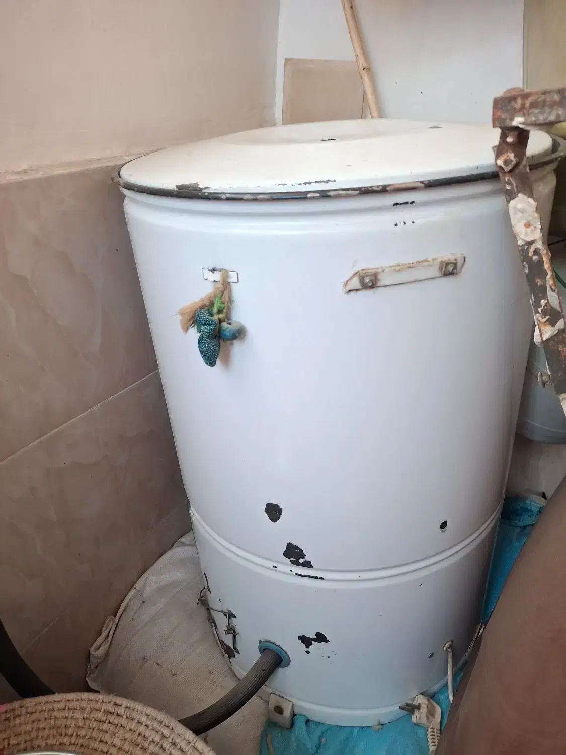 مشک برقی|سایر لوازم برقی|دورود, |دیوار