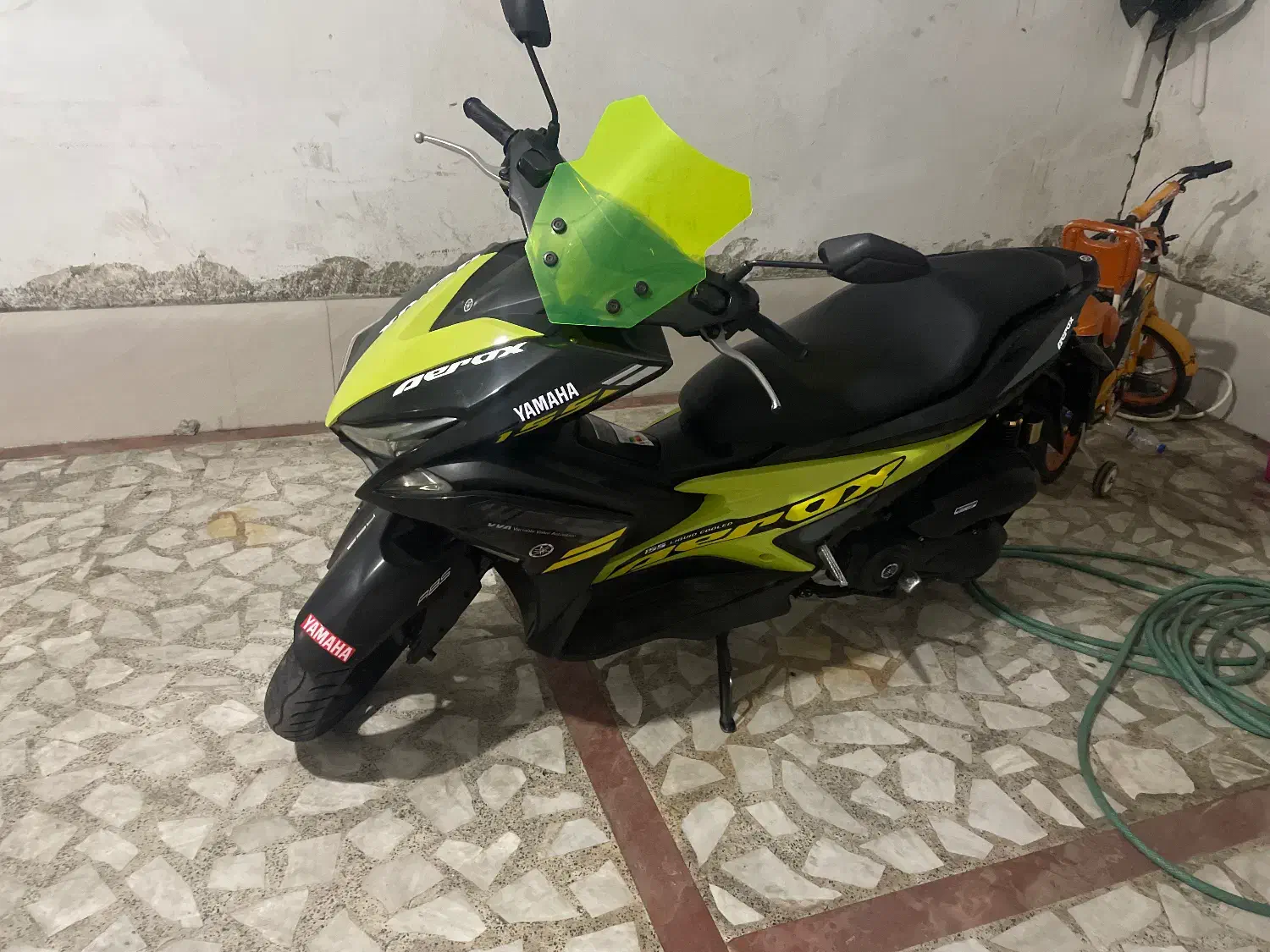 ایروکس nvx1401|موتورسیکلت|رشت, پارک شهر|دیوار