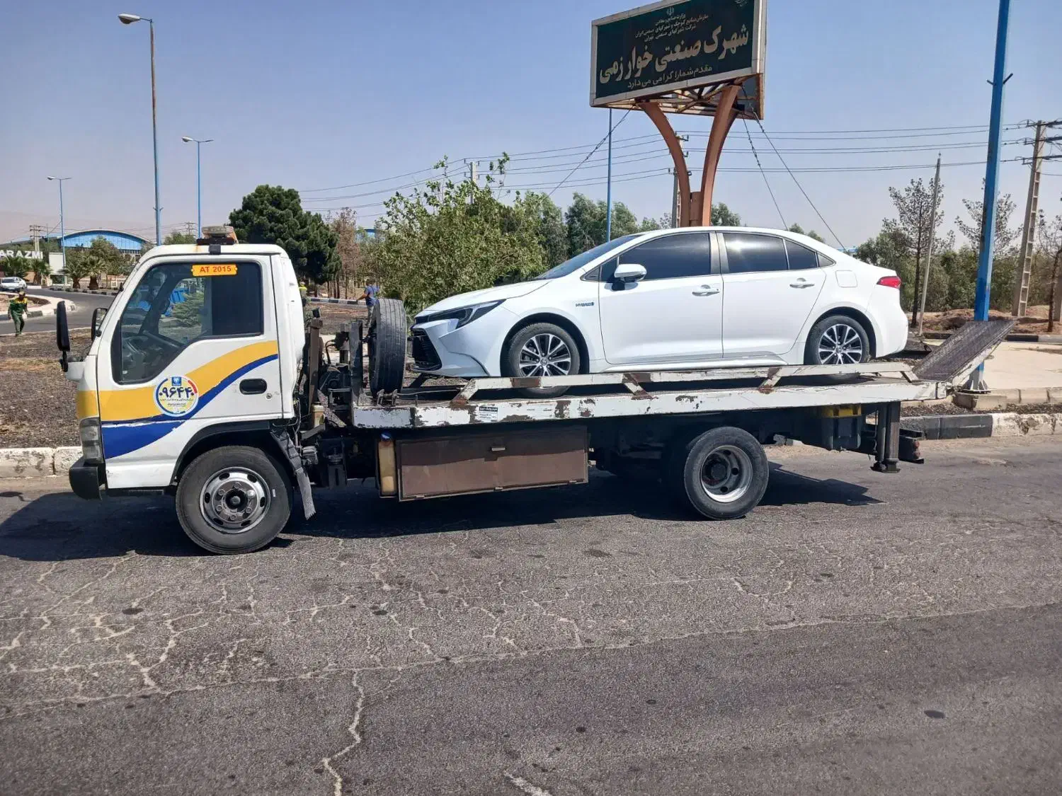 امداد خودرو، یدک کش ، کفی ،خودروبر ۲۴ساعته|خدمات حمل و نقل|بجنورد, |دیوار