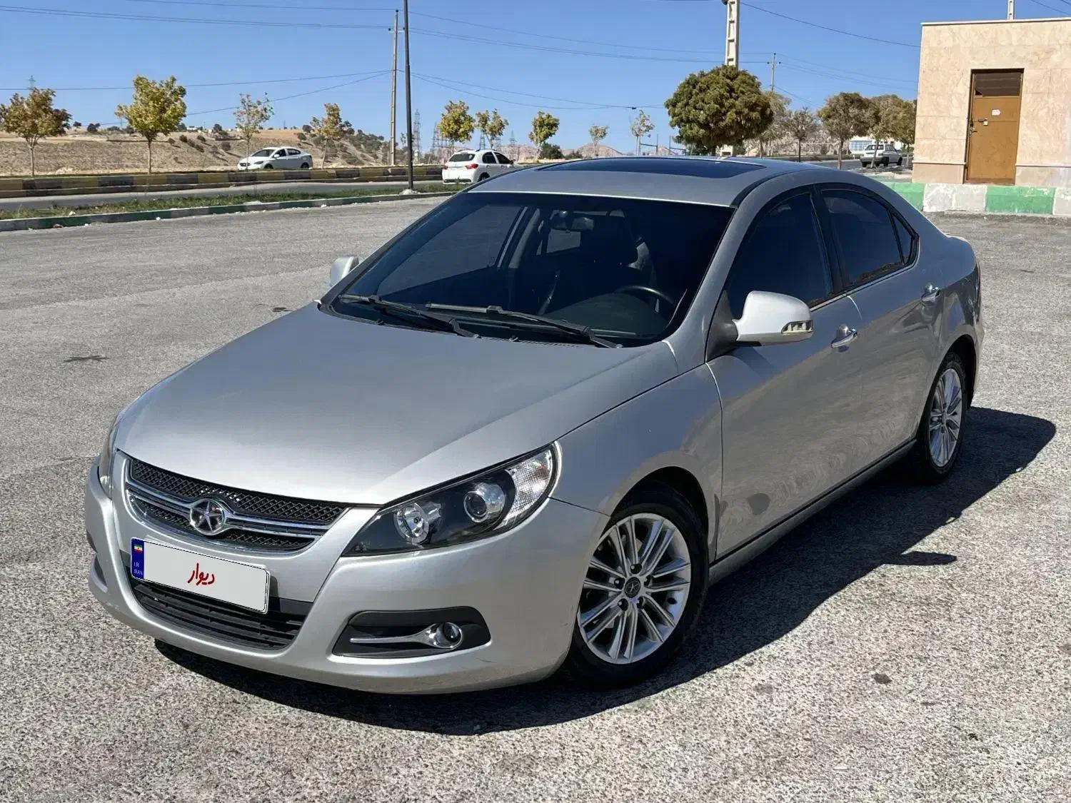 جک j5 اتوماتیک|خودرو سواری و وانت|ایلام, |دیوار