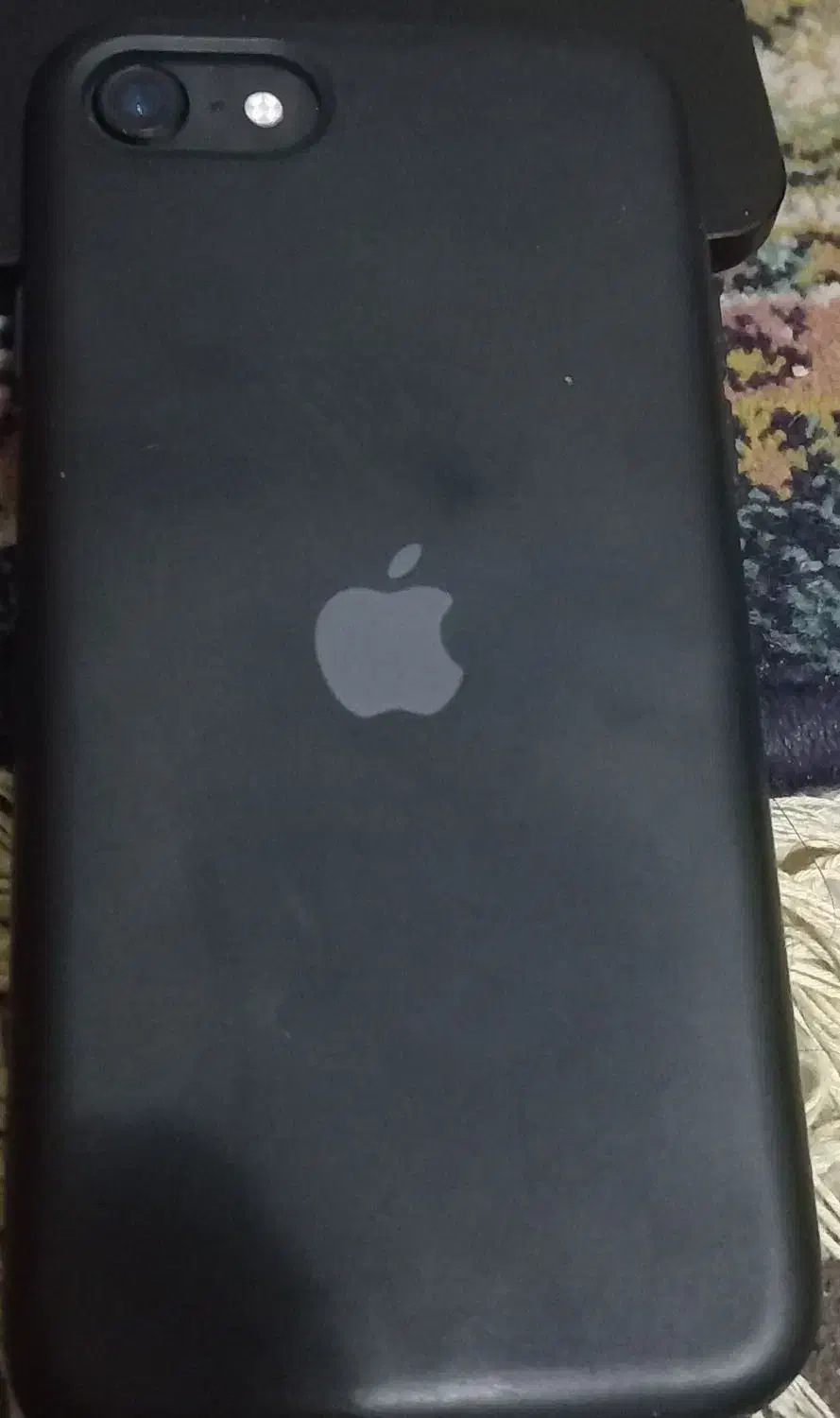 آیفون SE 2020 تمیز و سالم قیمت مناسب فروش فوری|موبایل|تهران, ارم|دیوار