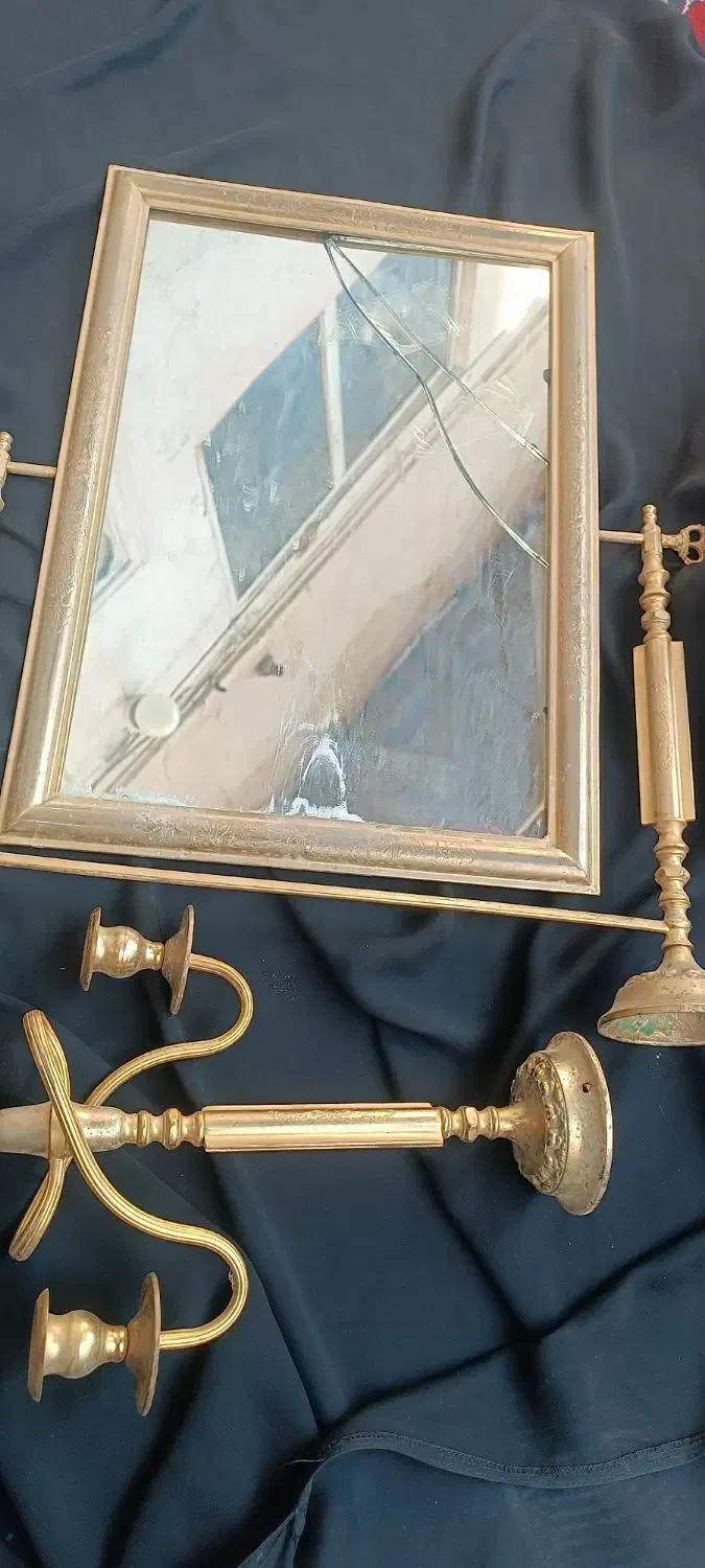 آینه شمعدان خیلی قدیمی|آینه|قم, الوندیه و گذر صادق|دیوار