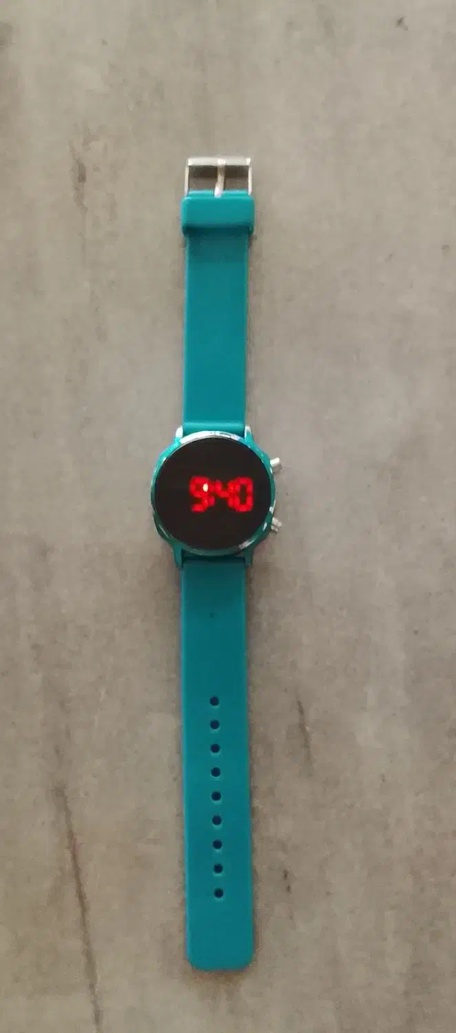 ساعت|ساعت|قم, ولیعصر|دیوار