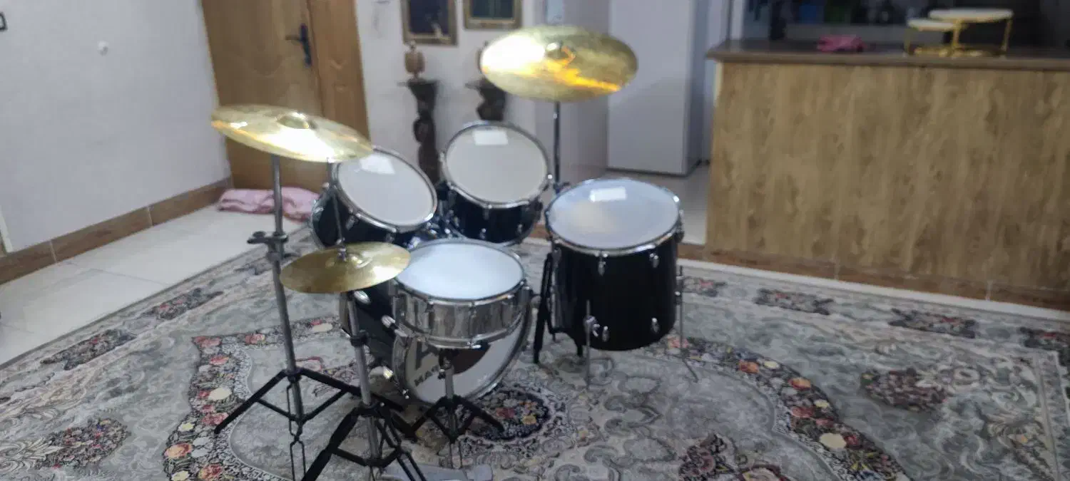 درامز خارجی|درام و پرکاشن|مشهد, خواجه ربیع|دیوار