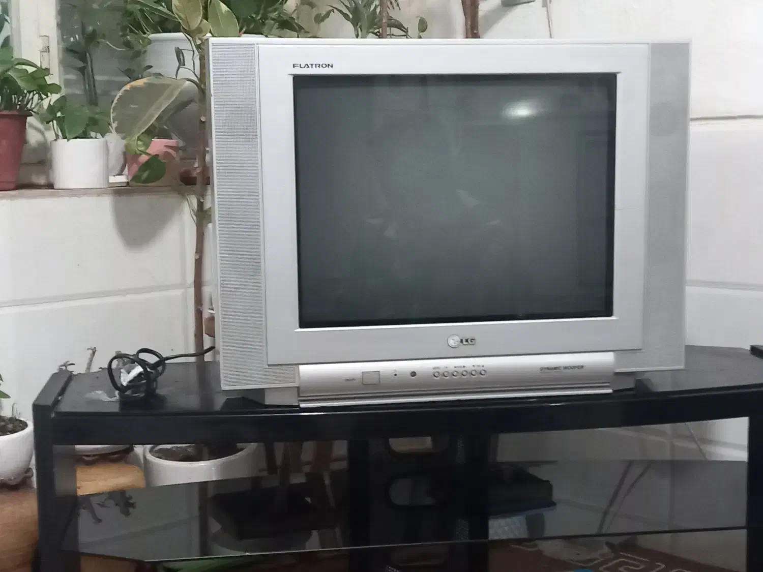 لوازم خانگی|تلویزیون و پروژکتور|مرودشت, ژیان|دیوار