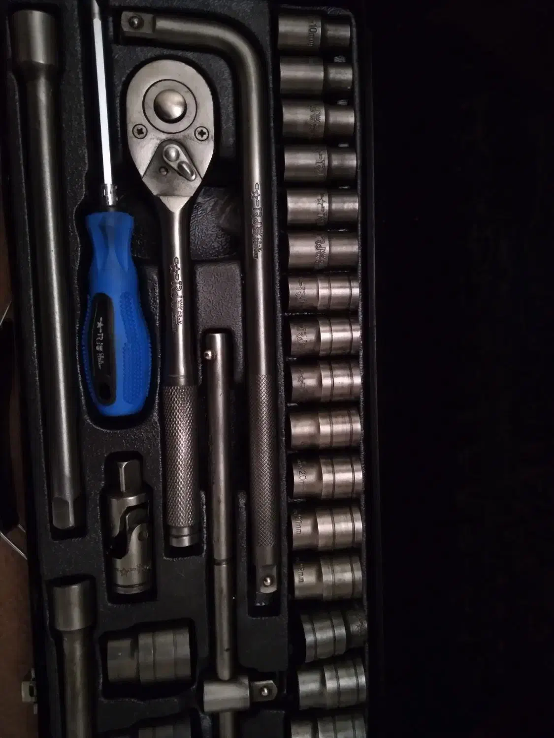 جعبه بوکس المانی|ابزارآلات|مبارکه, |دیوار