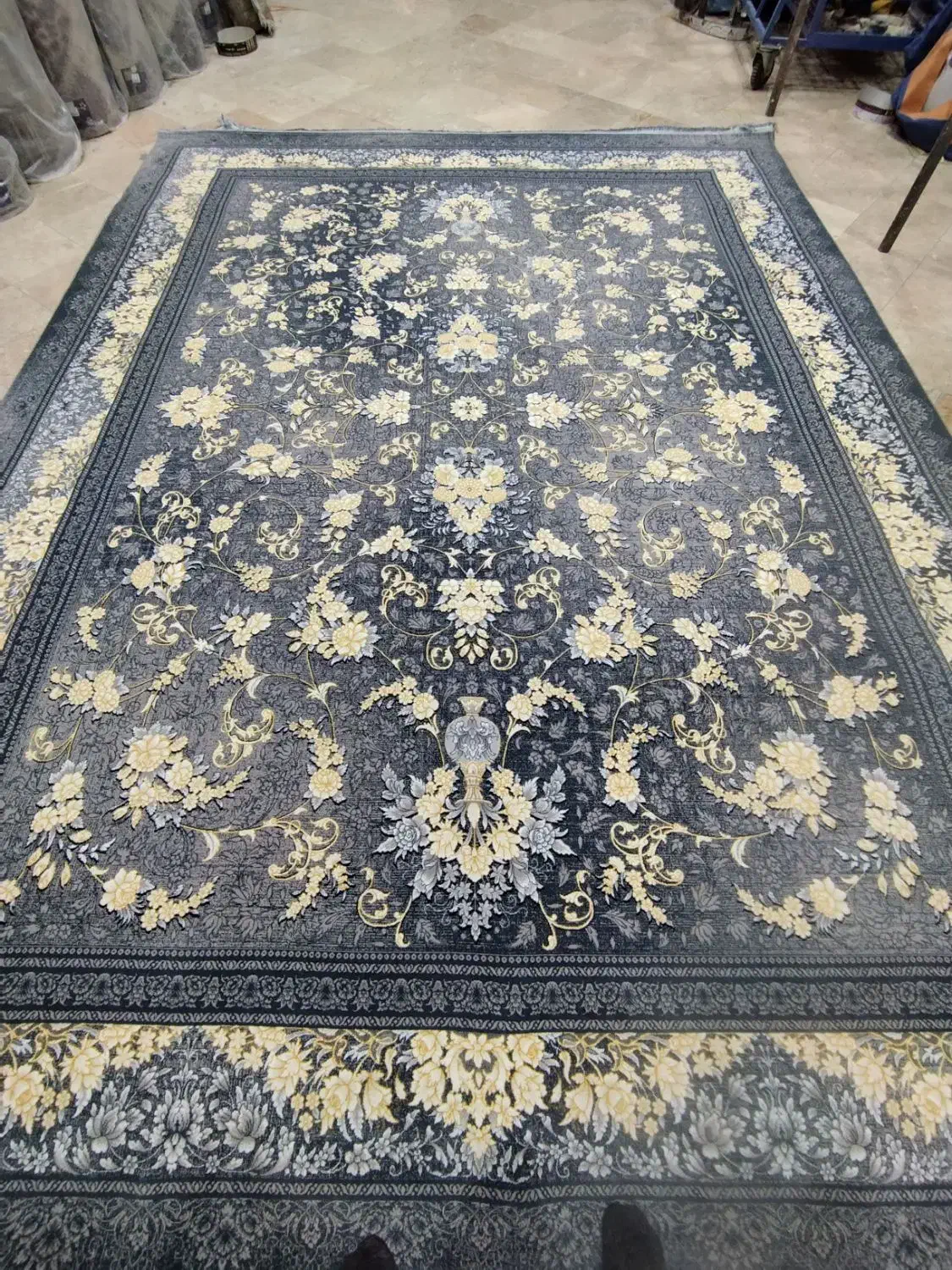 فرش|فرش|مشهد, حسین‌آباد|دیوار