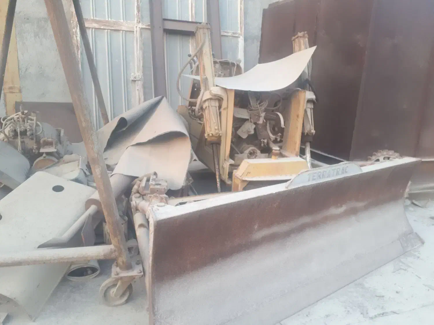 بلدوزر d4|خودرو سنگین|بندرعباس, |دیوار