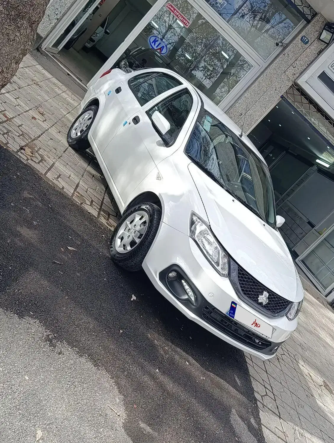 ساینا مدل ۴۰۲|خودرو سواری و وانت|مراغه, |دیوار