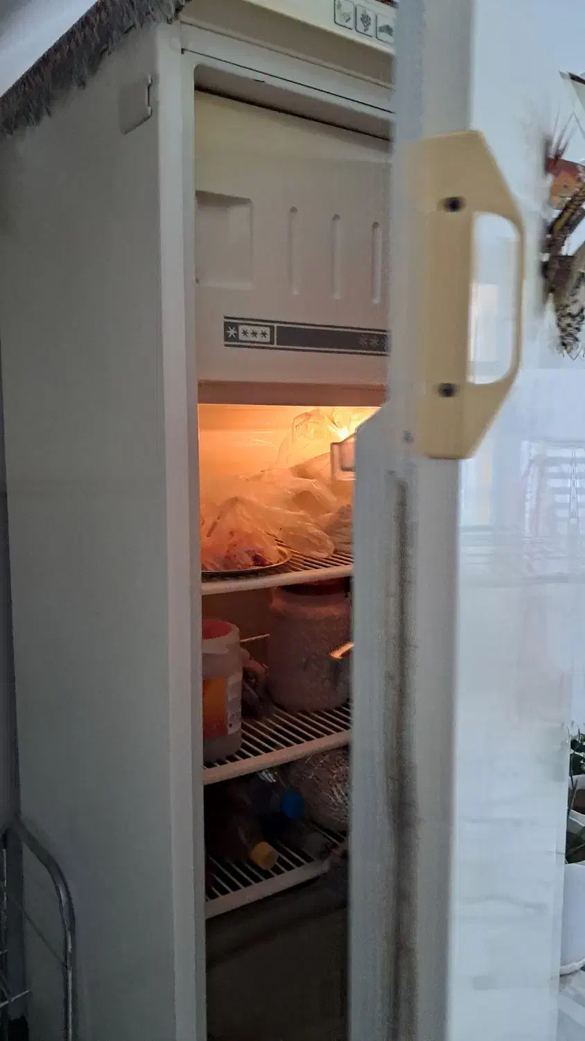 یخچال قدیم سالم|یخچال و فریزر|قم, علی آباد سعدگان|دیوار