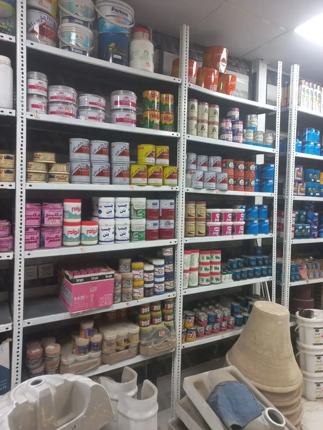 فروش کلی اجناس رنگ و ابزار فروشی|حراج|ماهدشت, |دیوار