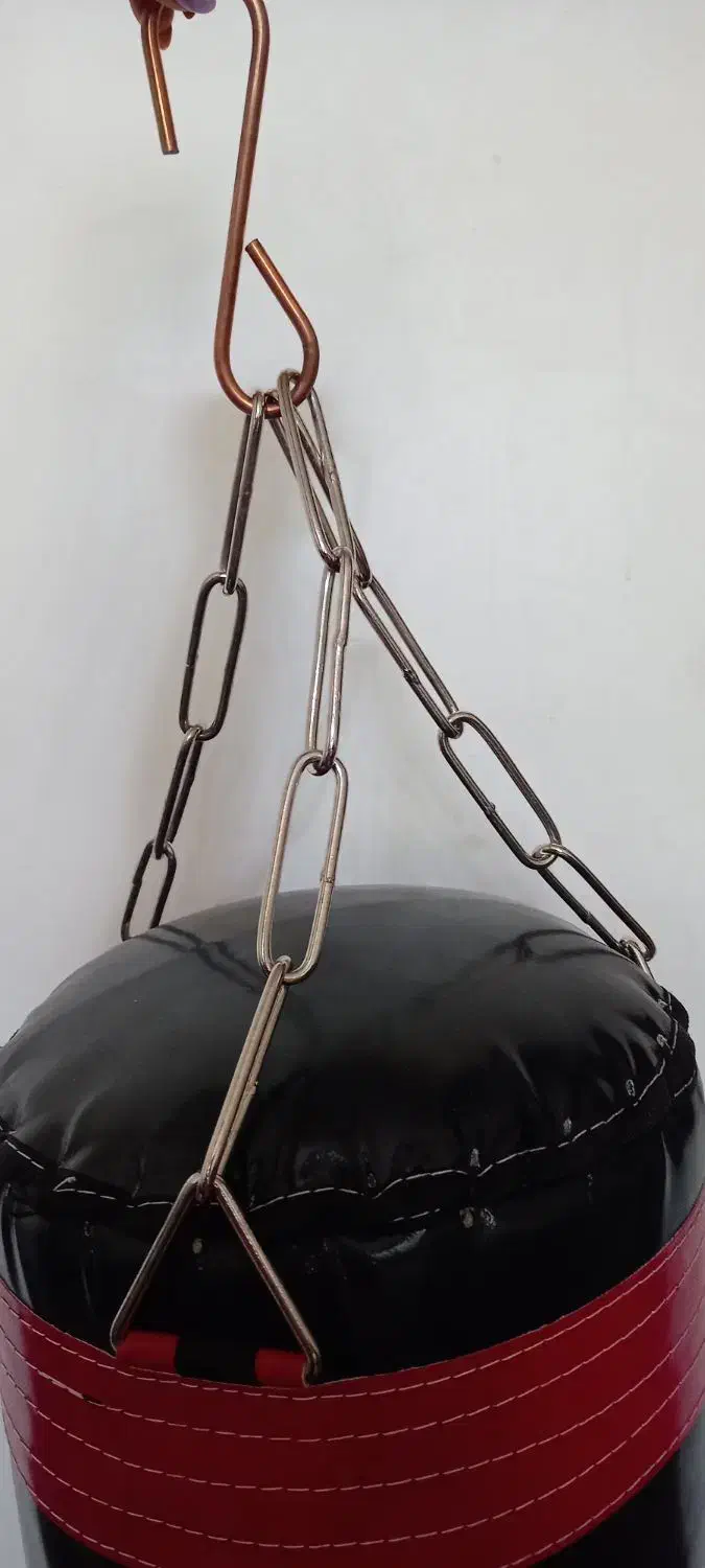 کیسه بوکس کانتینری  طول 80 با یک جفت دستکش سایز M|تجهیزات ورزشی|مرند, |دیوار