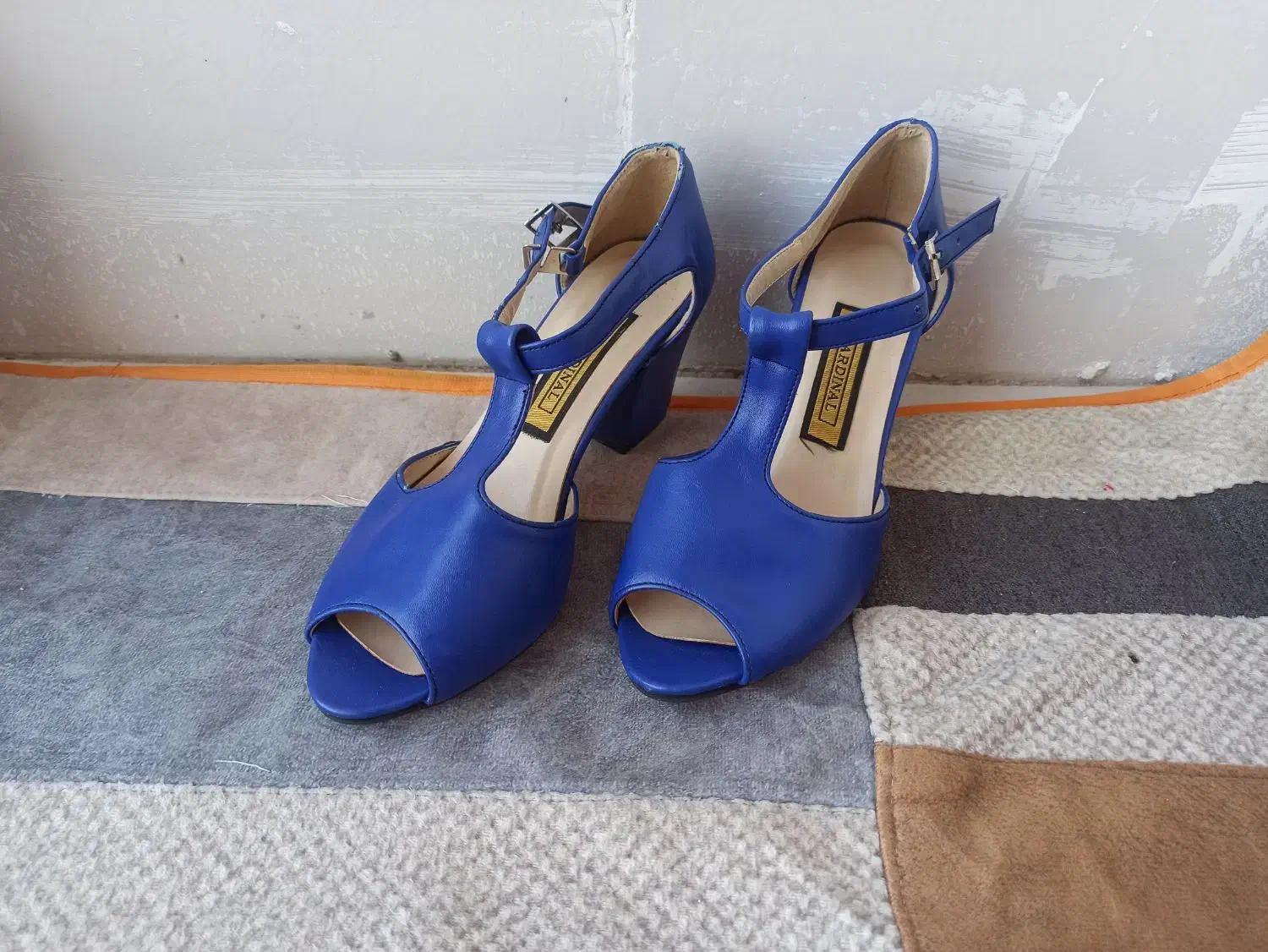 کفش سایز ۳۶|کیف، کفش، کمربند|پرند, فاز ۶|دیوار