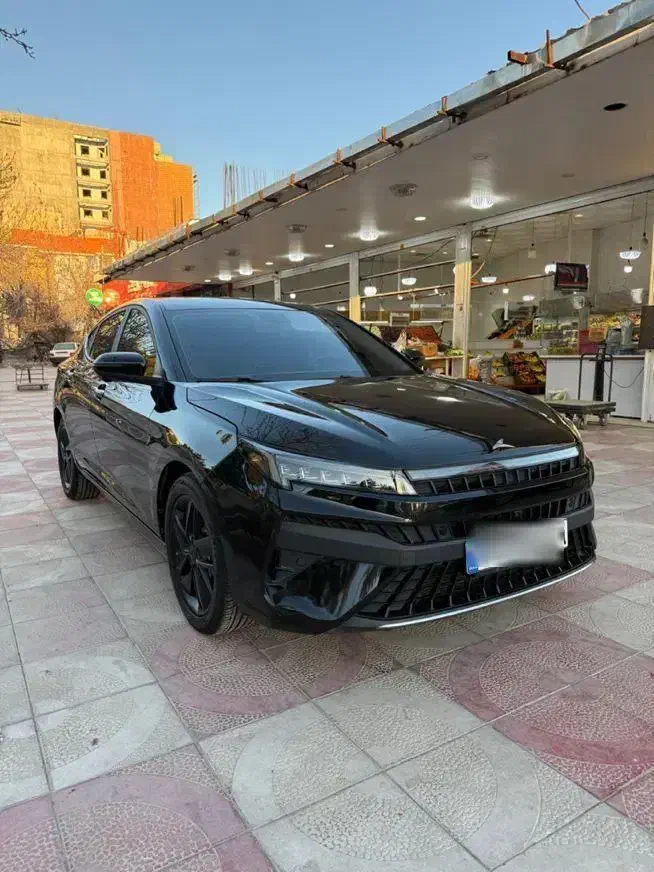 KMC j7 کی ام سی|خودرو سواری و وانت|شیراز, معالی‌آباد|دیوار