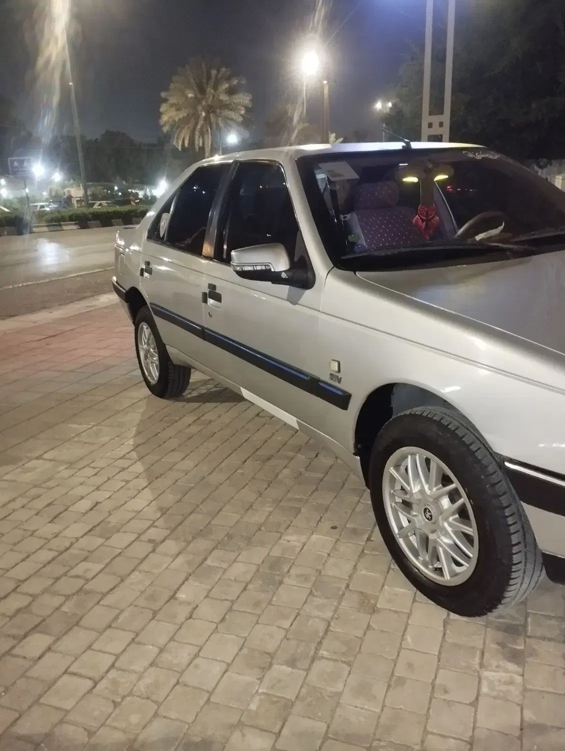 پژو مدل 87 داخل کرم با لوازم|خودرو سواری و وانت|بندرعباس, |دیوار