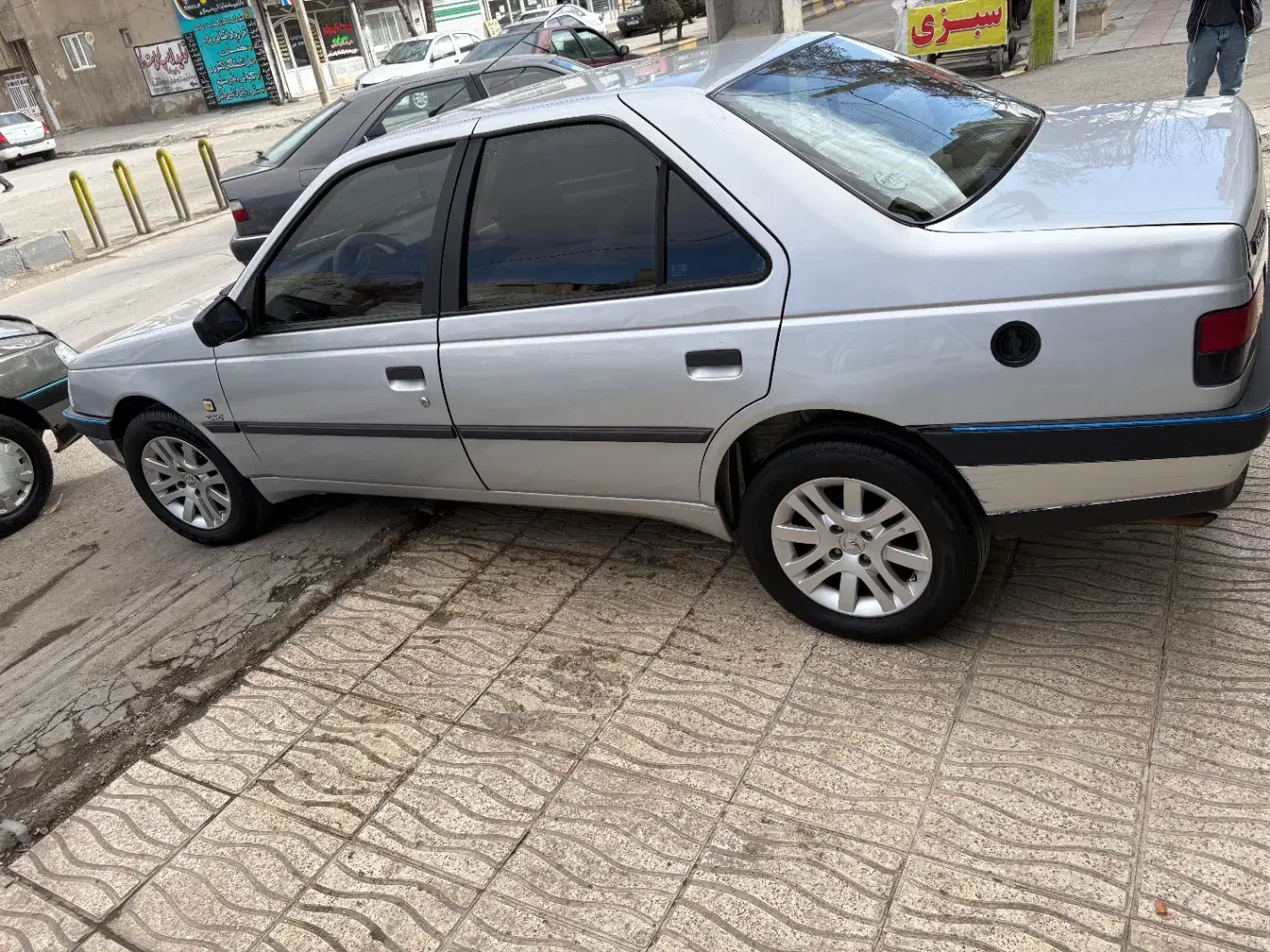 خودرو|خودرو سواری و وانت|قروه, |دیوار