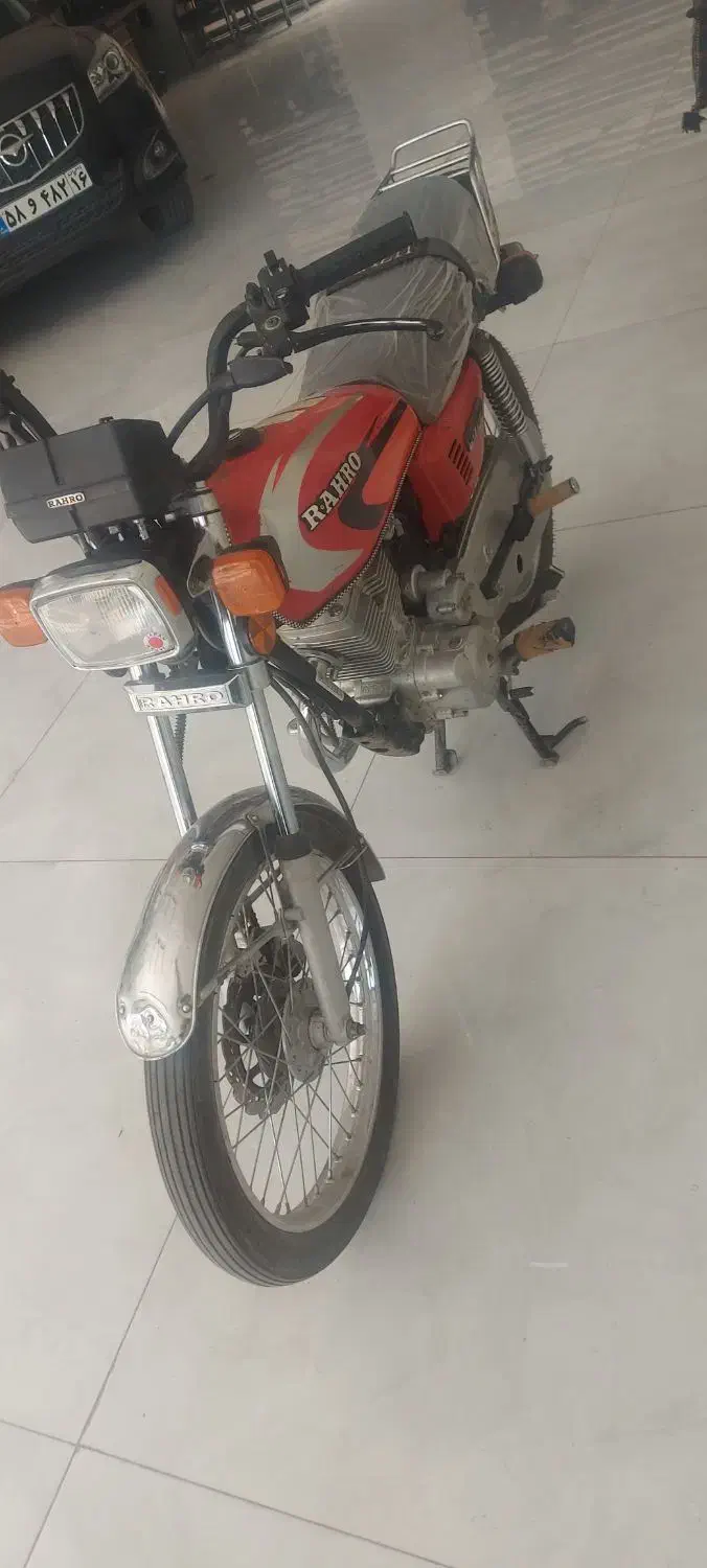 موتور سیکلت رهرو 200|موتورسیکلت|قم, شهرک سازمان آب|دیوار