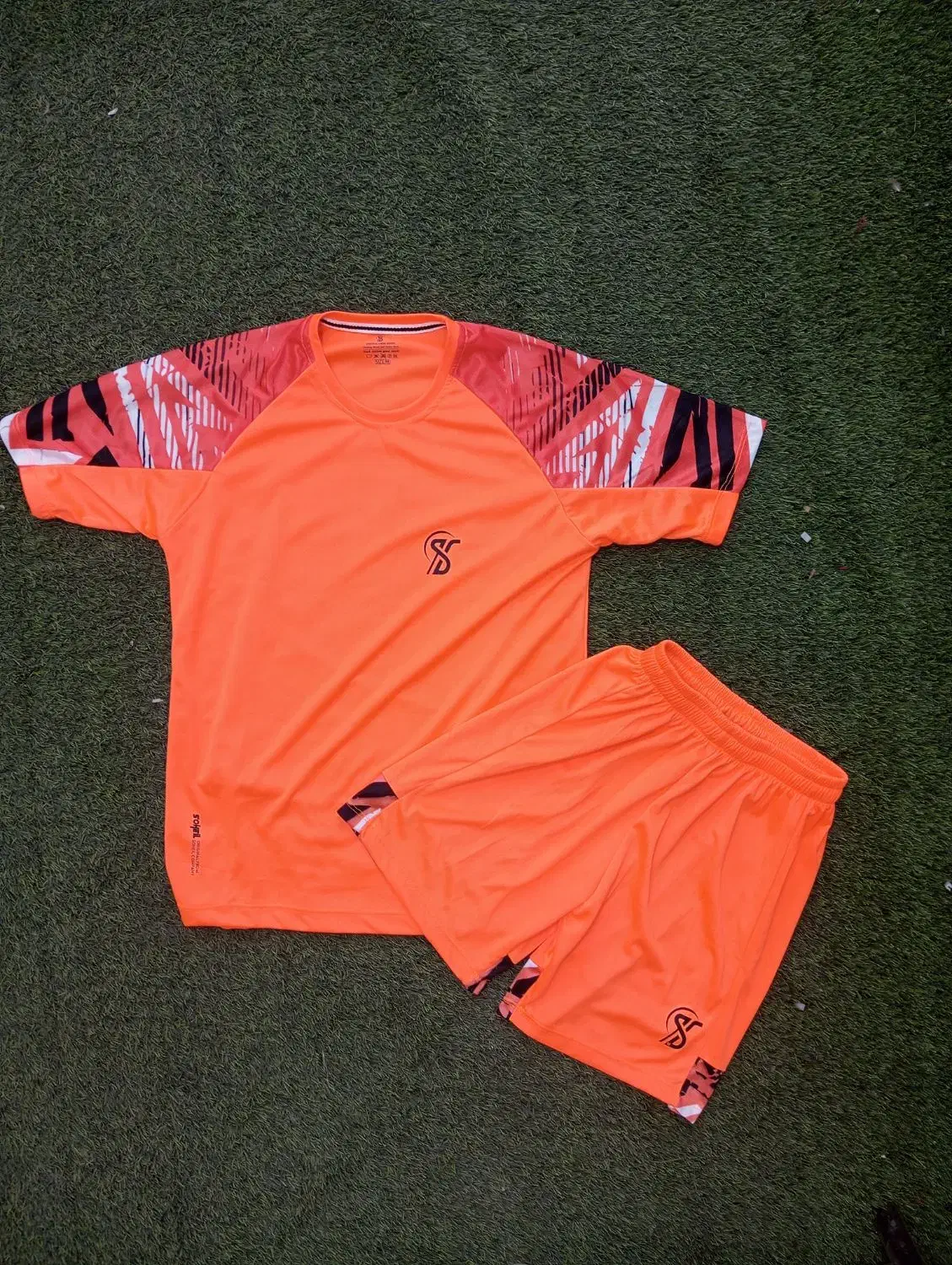 پیراهن و شورت ورزشی|لباس|سنندج, |دیوار