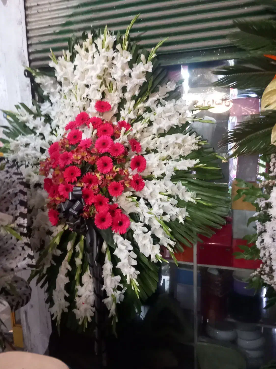 تاج گل ترحیم وافتتاحیه از ۱۴۰۰۰۰۰الی...|گل و گیاه طبیعی|اسلامشهر, شهرک مفیدی|دیوار