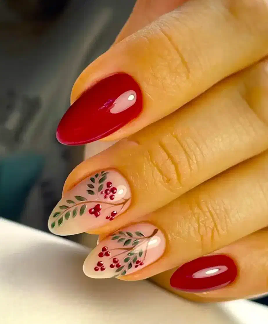 کاشت و ترمیم ناخن یلدایی با تخفیف فومن|خدمات آرایشگری و زیبایی|فومن, |دیوار