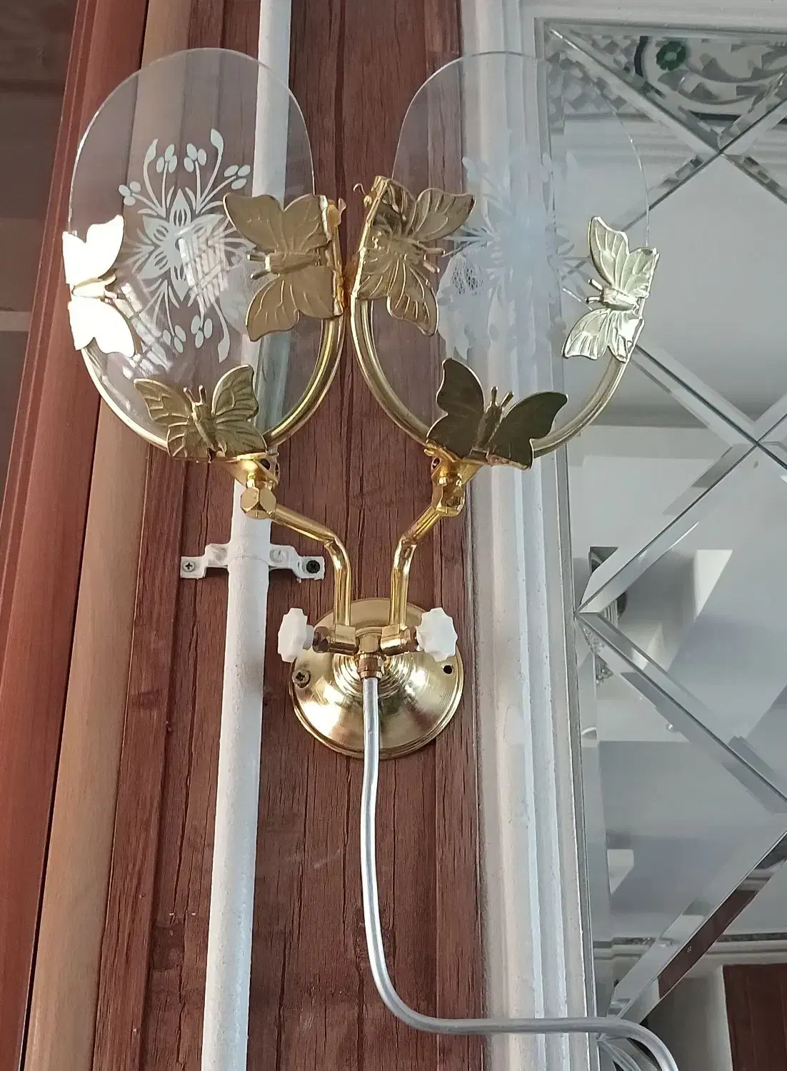 روشنایی|لوستر و چراغ آویز|شیراز, بریجستون|دیوار