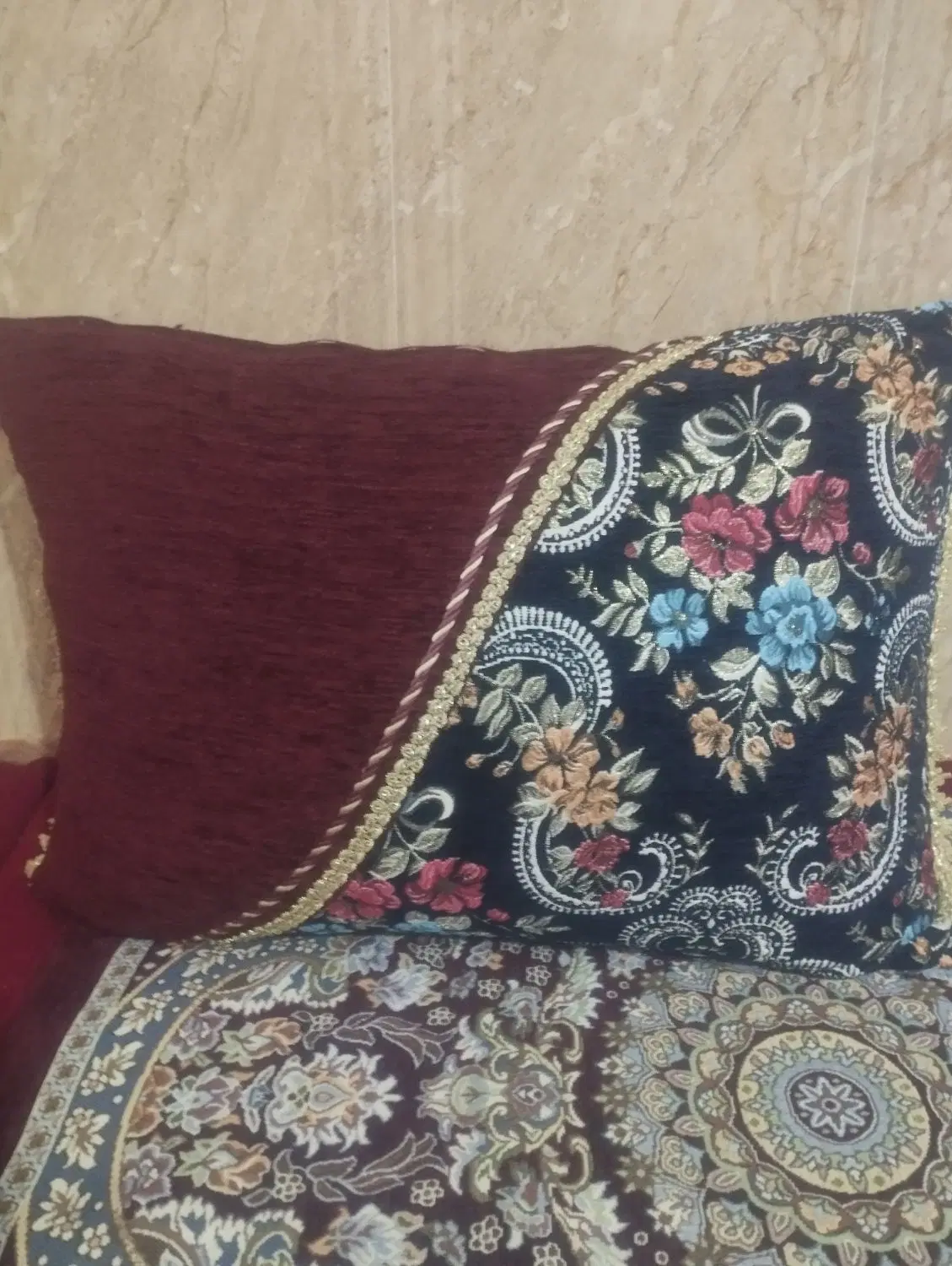 پشتی|پشتی|خورموج, |دیوار
