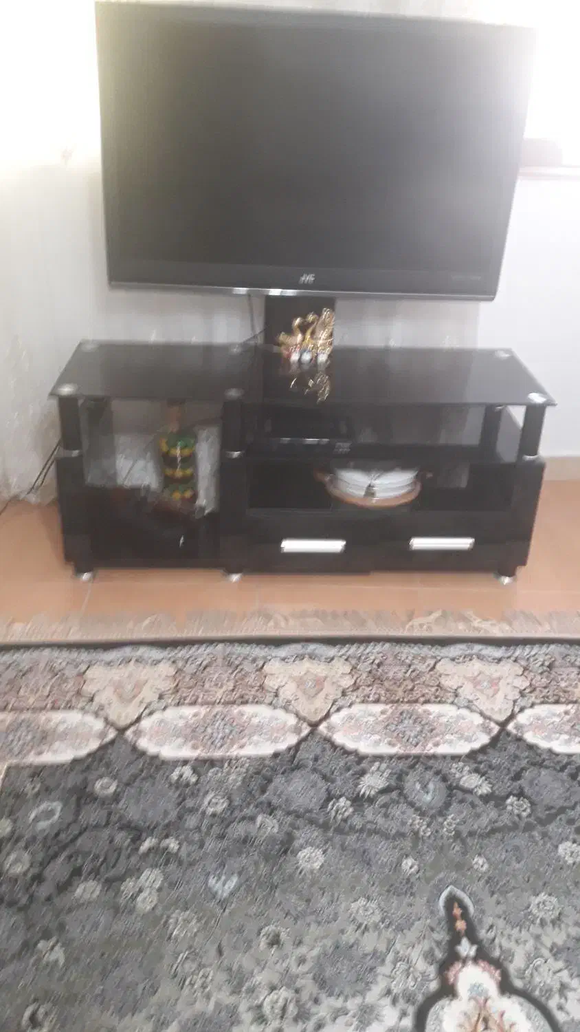 میز تلویزیون|میز تلویزیون|رشت, ساغری سازان|دیوار