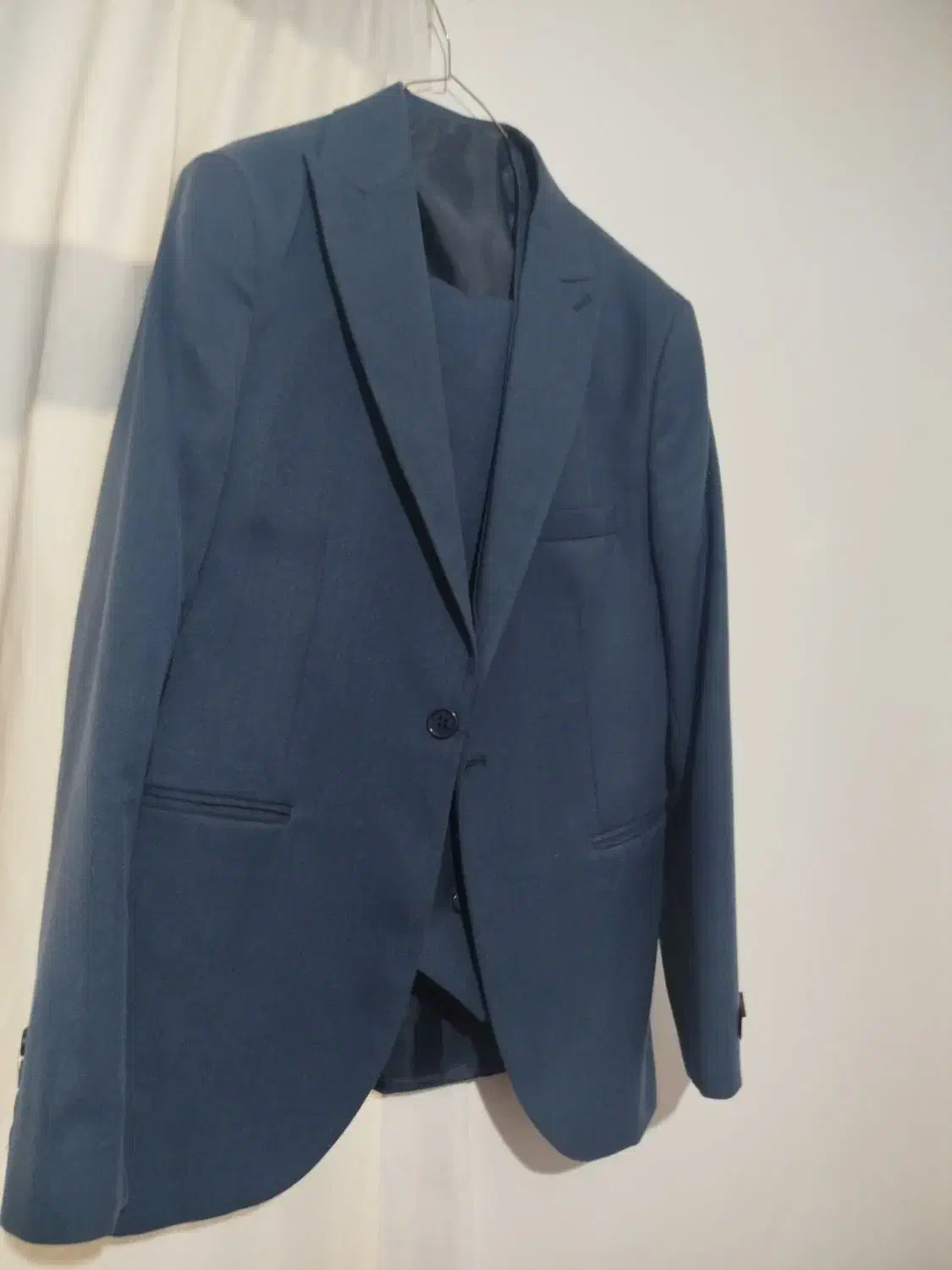 کت و شلوار و کالج|لباس|تالش, جوکندان|دیوار