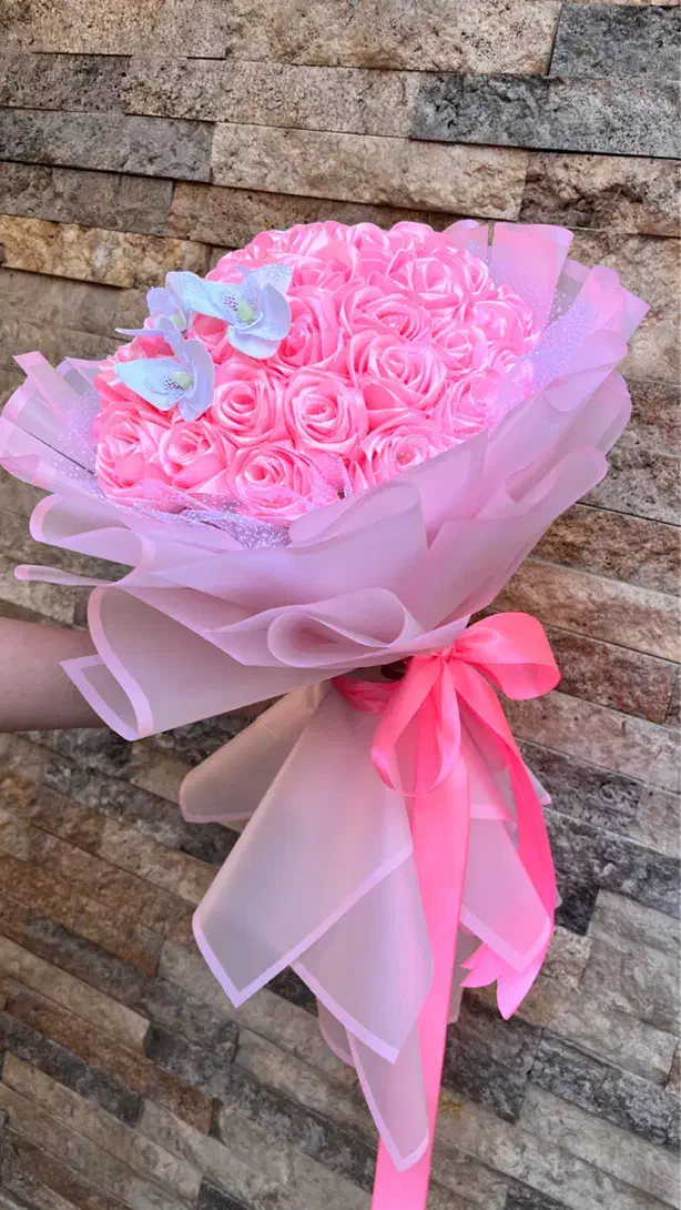 دسته گل|گل مصنوعی|قم, سراجه (۱۵ خرداد)|دیوار