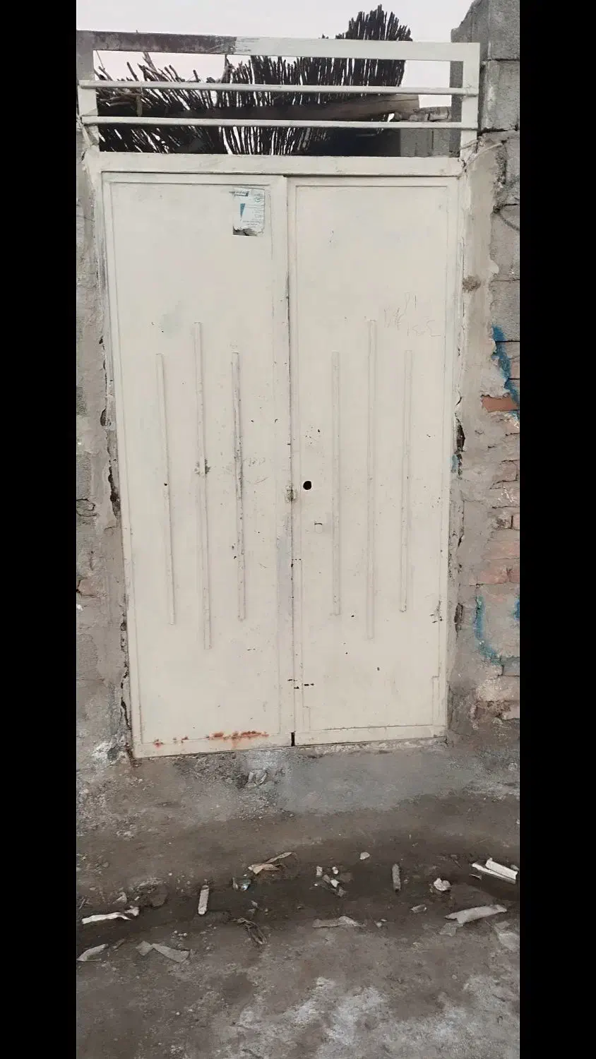 درب حیاط دو لخت محکم|لوازم سرویس بهداشتی|زاهدان, |دیوار