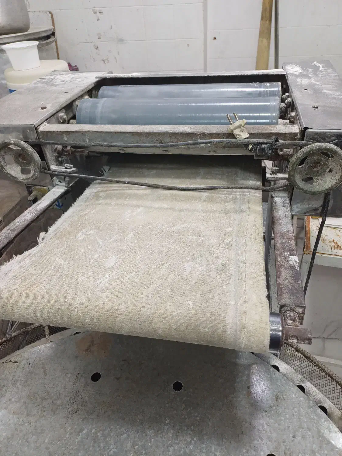 خمیرپهن کن و تنور فلزی ۸نونه|ظروف پخت‌وپز|مسجد سلیمان, |دیوار