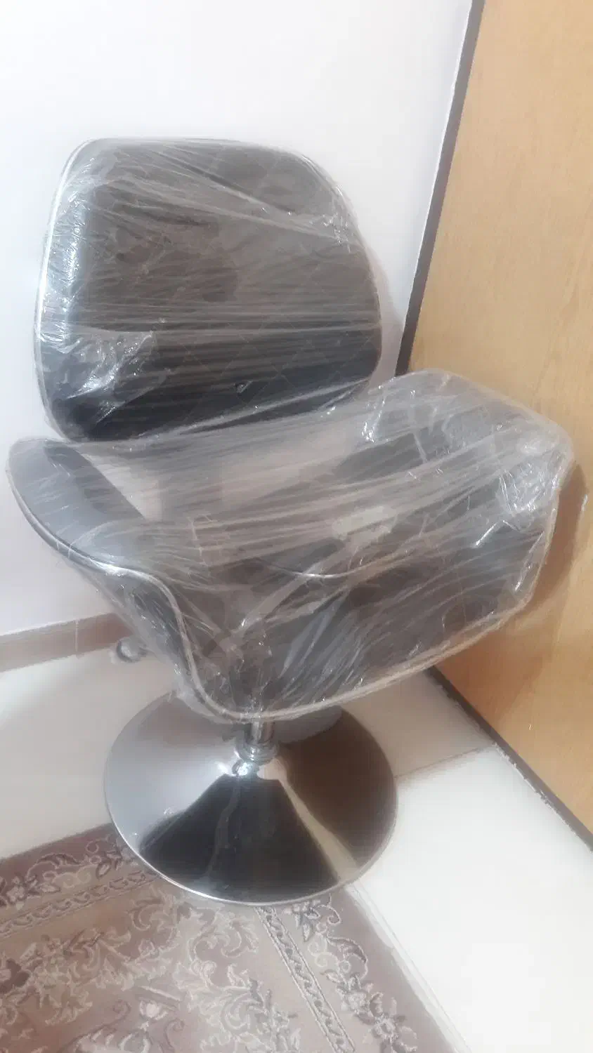 صندلی آرایشگاه|آرایشگاه و سالن‌های زیبایی|اندیشه, اندیشه فاز ۳|دیوار