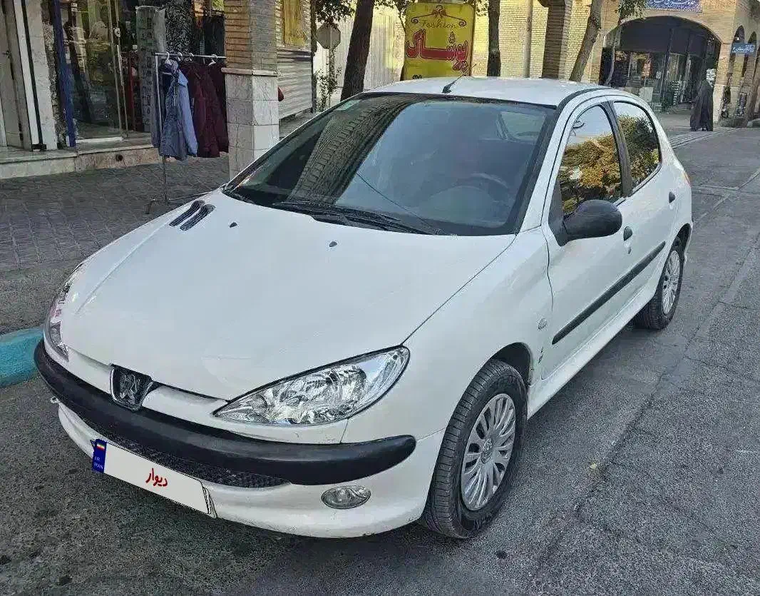 پژو ۲۰۶ سفید کاملا سالم مدل ۱۳۹۱ فرانسوی|خودرو سواری و وانت|اصفهان, مسجد مصلی|دیوار