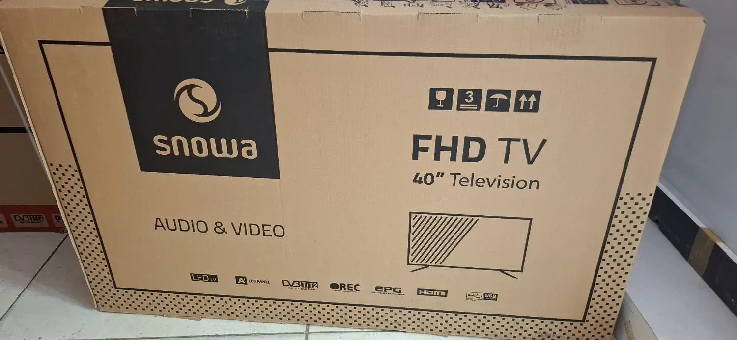تلویزیون ۴۰ اینچ اسنوا|تلویزیون و پروژکتور|همدان, |دیوار