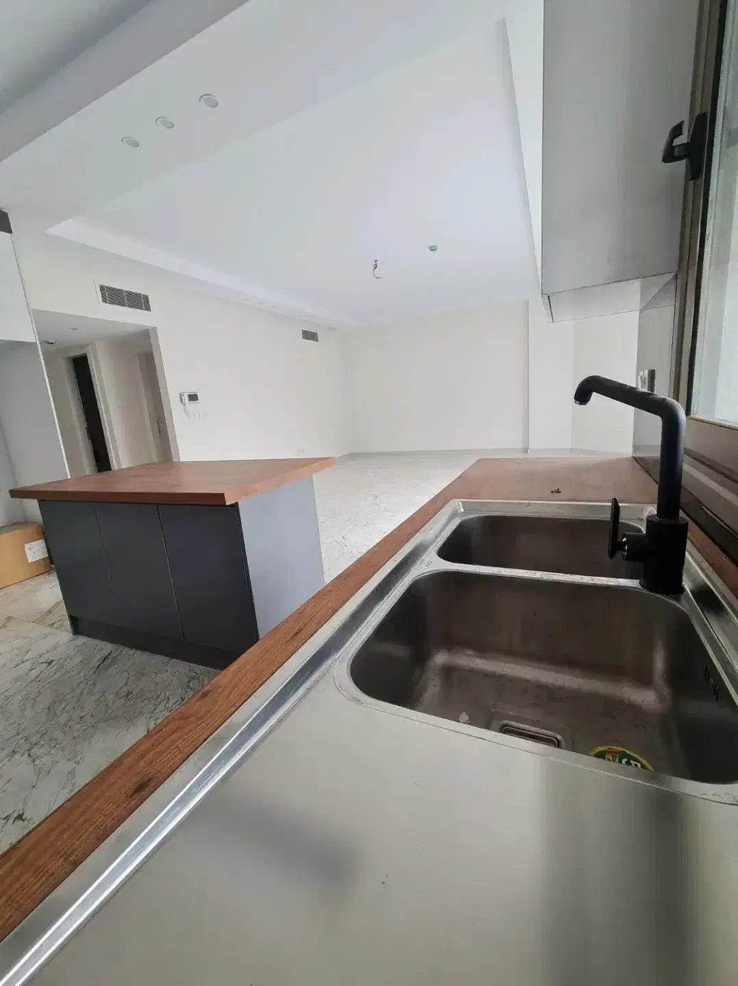 ۹۰ متر / شیک و خوش نقشه / فایل شخصی