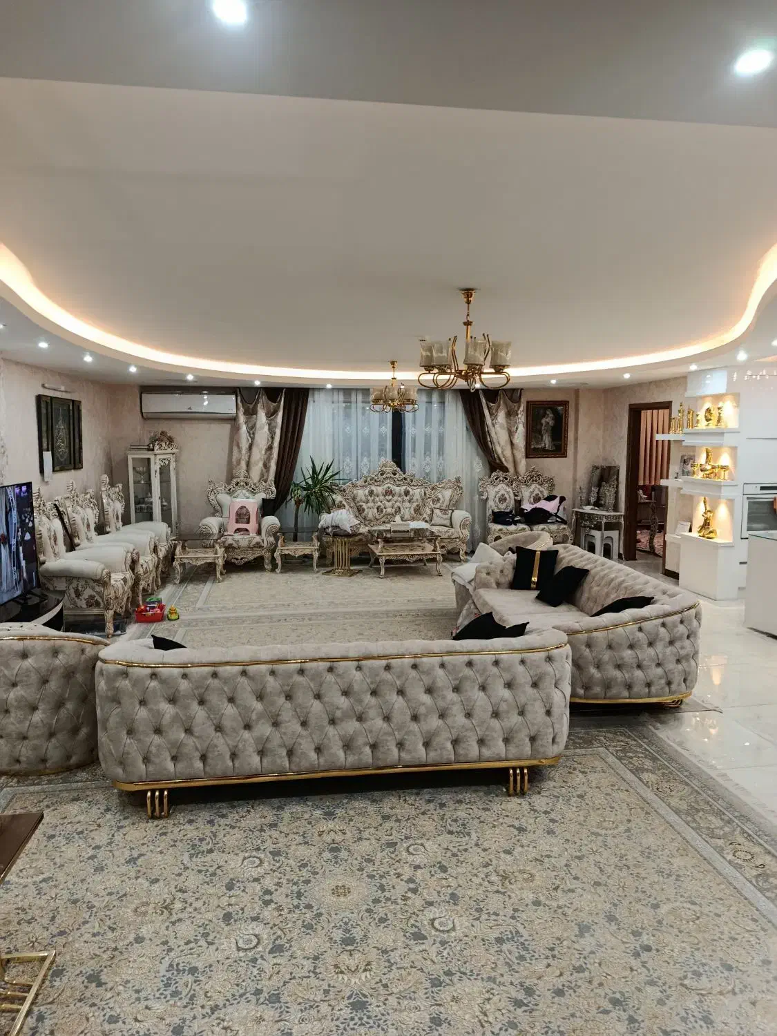 ابوالحسن 180 متر تک واحدی سه نبش نوساز|فروش آپارتمان|اصفهان, باغ کاران|دیوار