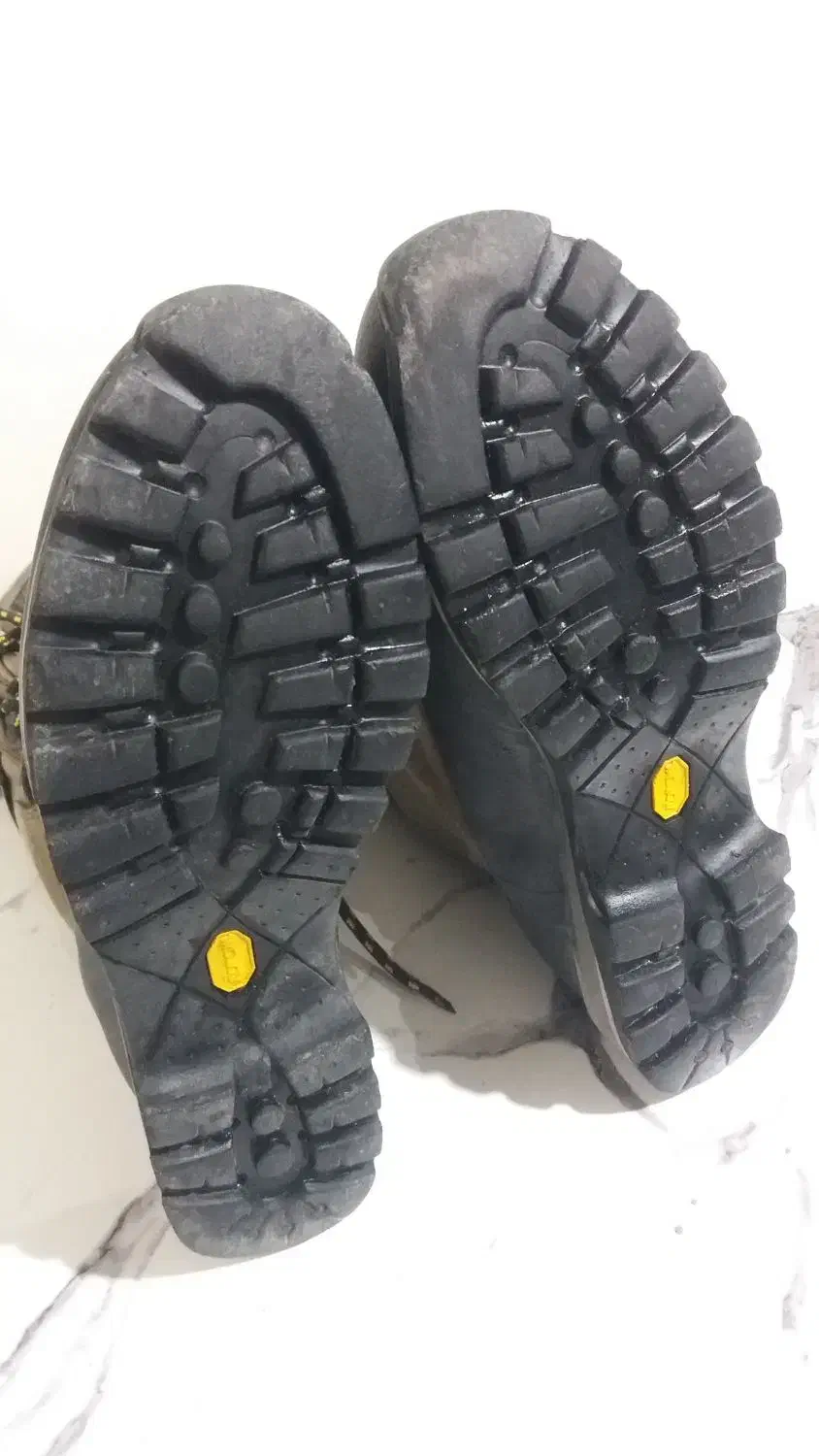 کفش کوهنوردی آسولو|کیف، کفش، کمربند|چهاردانگه (تهران), |دیوار