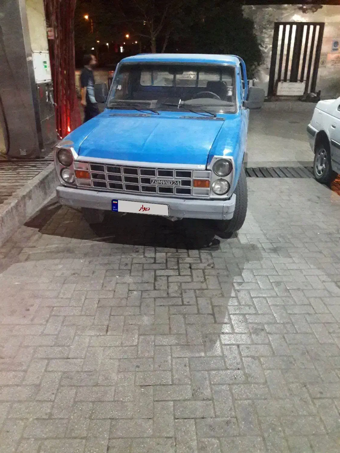 نیسان وانت دوگانه سوز|خودرو سواری و وانت|همدان, |دیوار