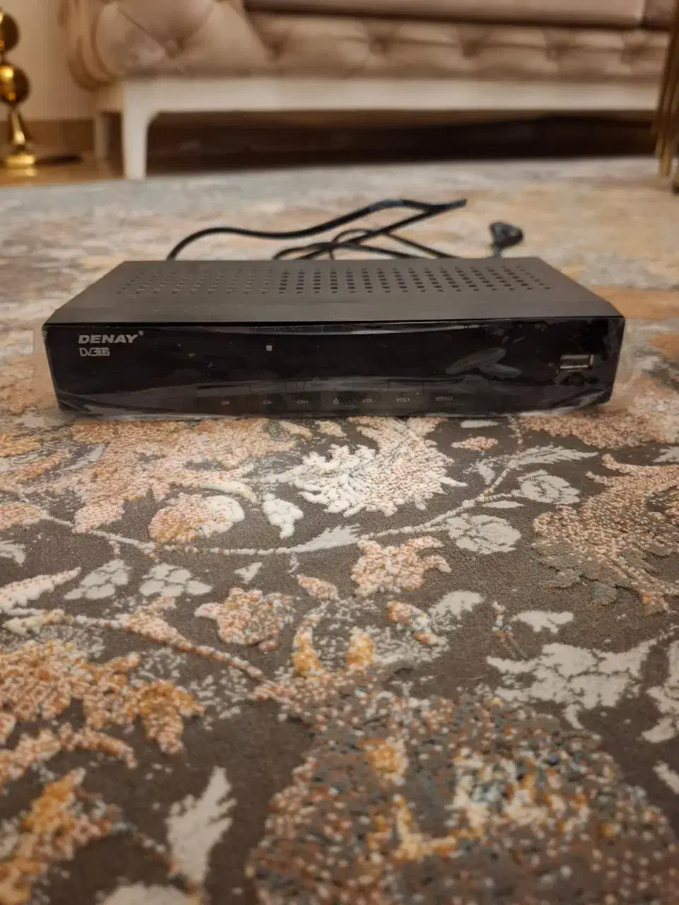گیرنده دیجیتال برند دنای در حد نونو|صوتی و تصویری|تهران, خواجه نظام الملک|دیوار