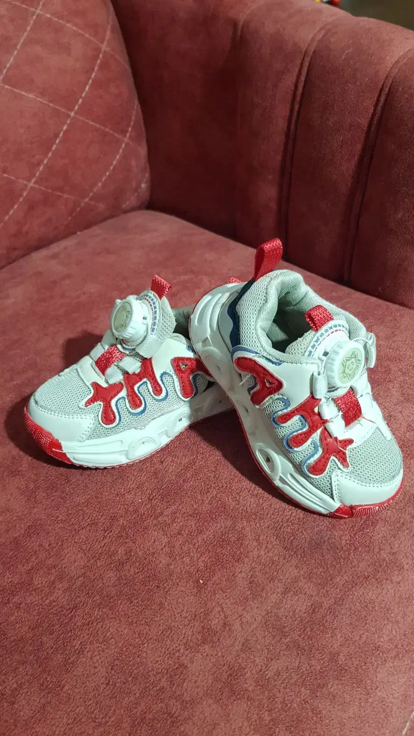 فروش کفش بچه در حدنو سایز های۲۶،۲۳،۲۴|کیف، کفش، کمربند|گرگان, |دیوار