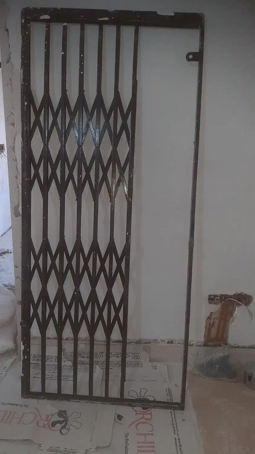 حفاظ درب کرکره ای|مصالح و تجهیزات ساختمان|قرچک, شهرک طلائیه|دیوار