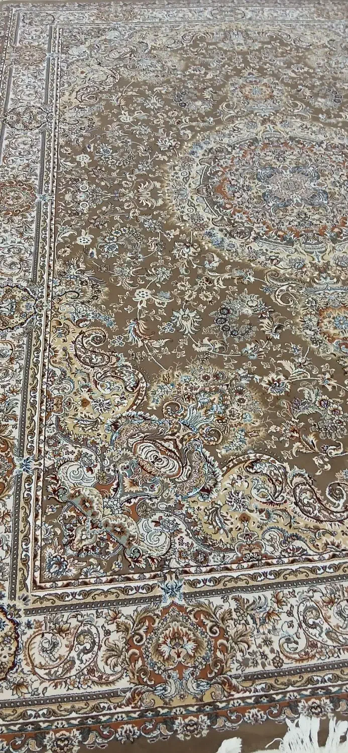 فرش گردویی|فرش|نجف‌آباد, شیخ بهایی|دیوار